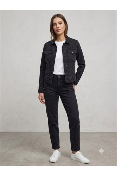 Slim Fit Cep Kapaklı Düğmeli Jean Ceket