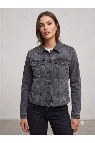 Slim Fit Cep Kapaklı Düğmeli Jean Ceket