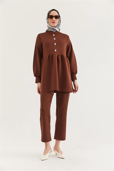 Taşlı Düğmeli İkili Takım