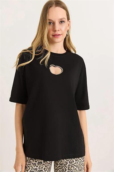 Taşlı Kalp Dekolteli Bisiklet Yaka Tshirt