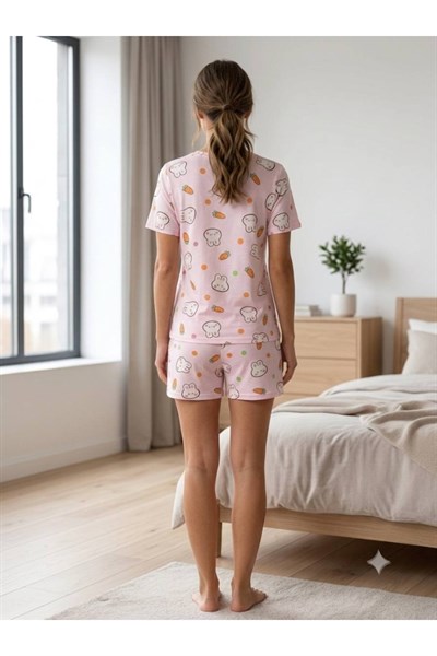 Tavşan ve Havuç Desenli Tshirt Şort Pijama Takımı