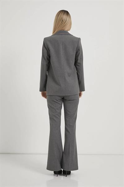 Tek Düğmeli Cep Kapaklı Poliviskon Ceket