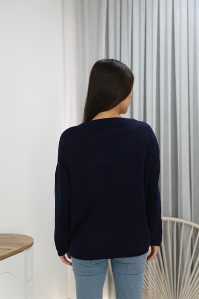 Üç Bağlamalı Triko Hırka