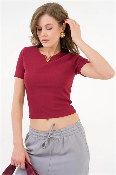 V Metal Aksesuarlı Ottoman Kumaş Crop Bluz