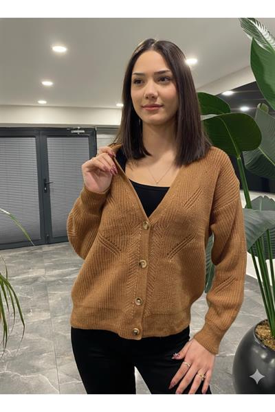 V Yaka Düğmeli Triko Hırka
