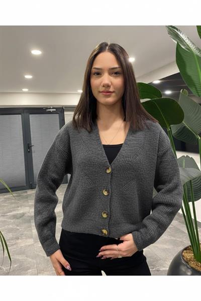 V Yaka Düğmeli Triko Hırka