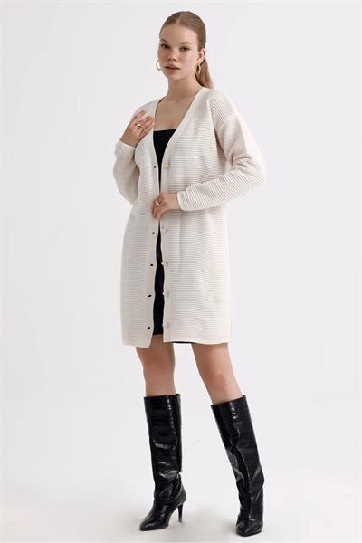 V Yaka Düğmeli Triko Hırka