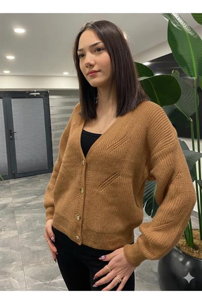 V Yaka Düğmeli Triko Hırka