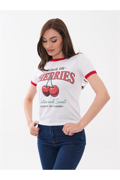 Yaka ve Kol Biyeli Kiraz Desen Tshirt