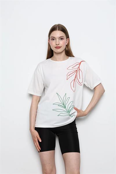 Yaprak Desenli Bisiklet Yaka Kısa Kol T-shirt