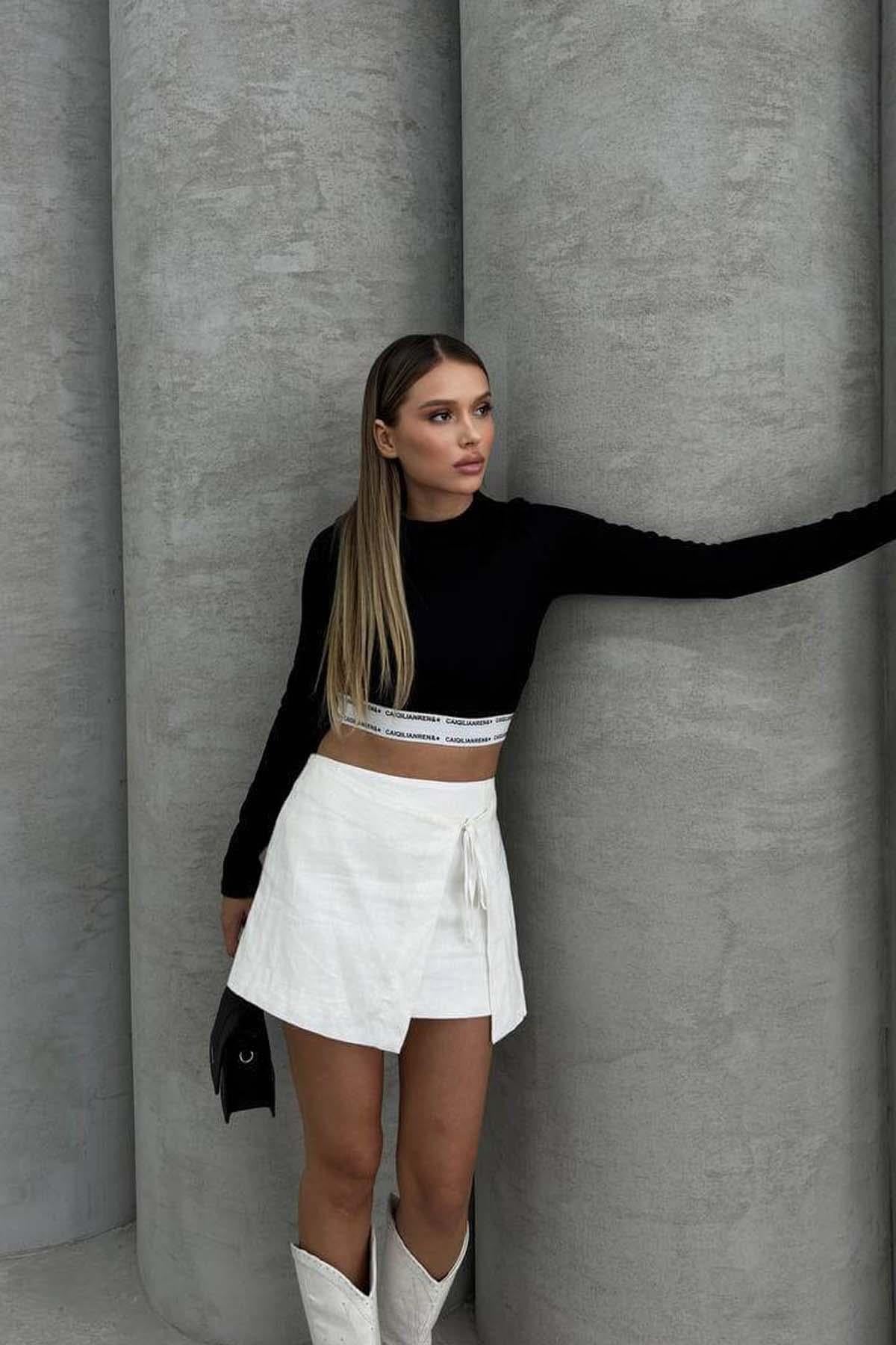 Altı Lastikli Crop BluzKADIN BLUZ