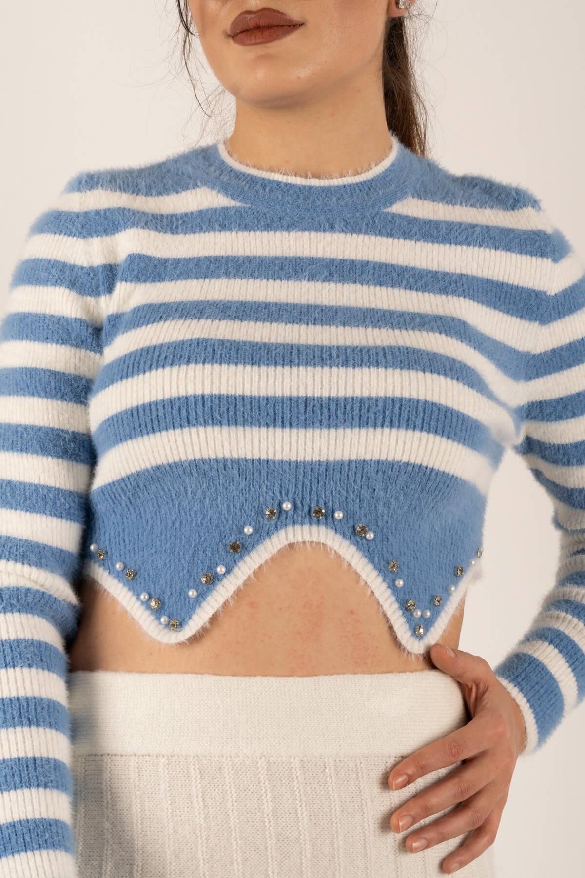 Altı Taşlı Çizgili Crop KazakKADIN KAZAK