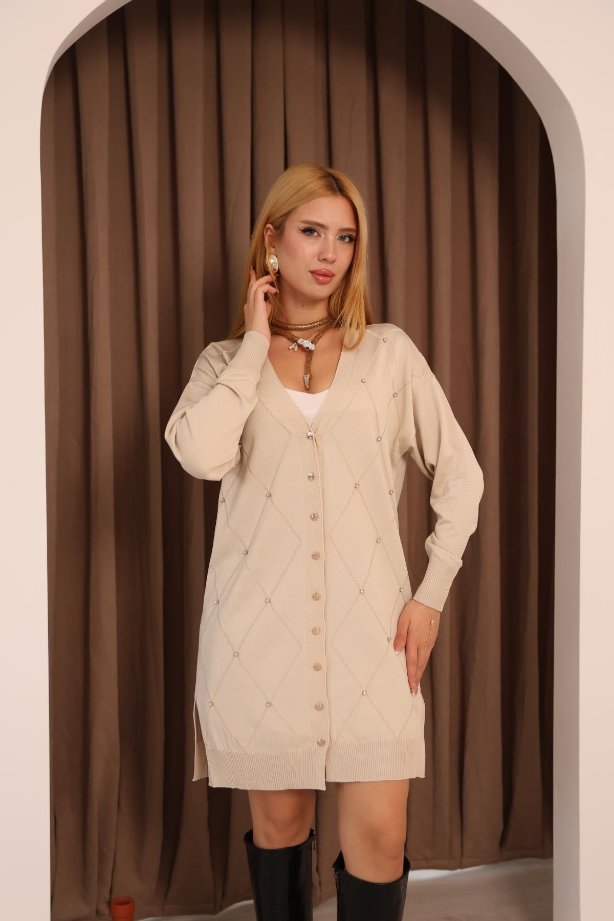BAKLAVA DESEN TAŞLI HIRKAKADIN HIRKA