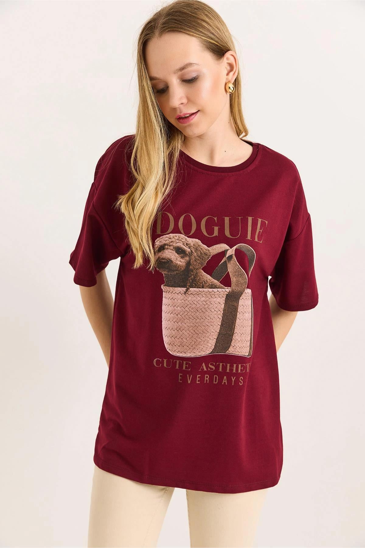 Doguie Baskılı Oversize TshirtKADIN T-SHİRT