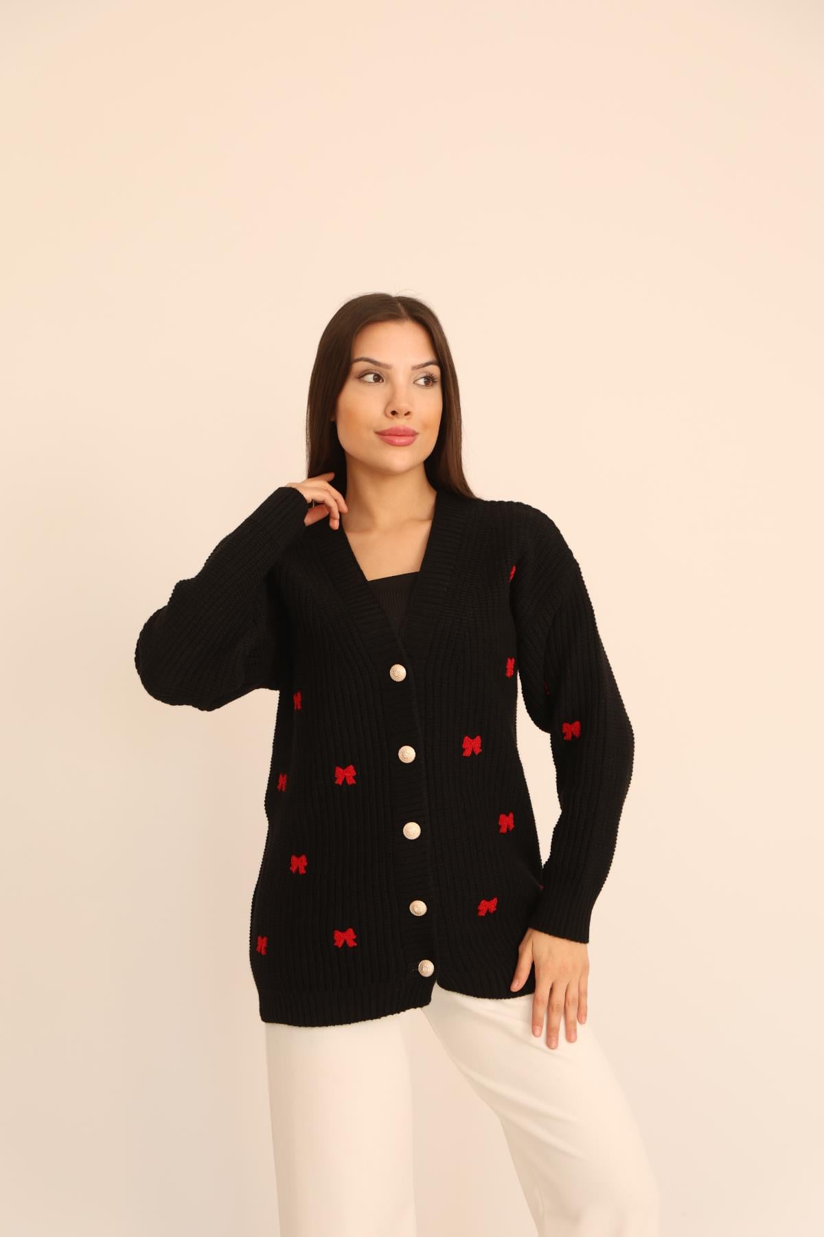 FİYONK NAKIŞLI DÜĞMELİ HIRKAKADIN HIRKA