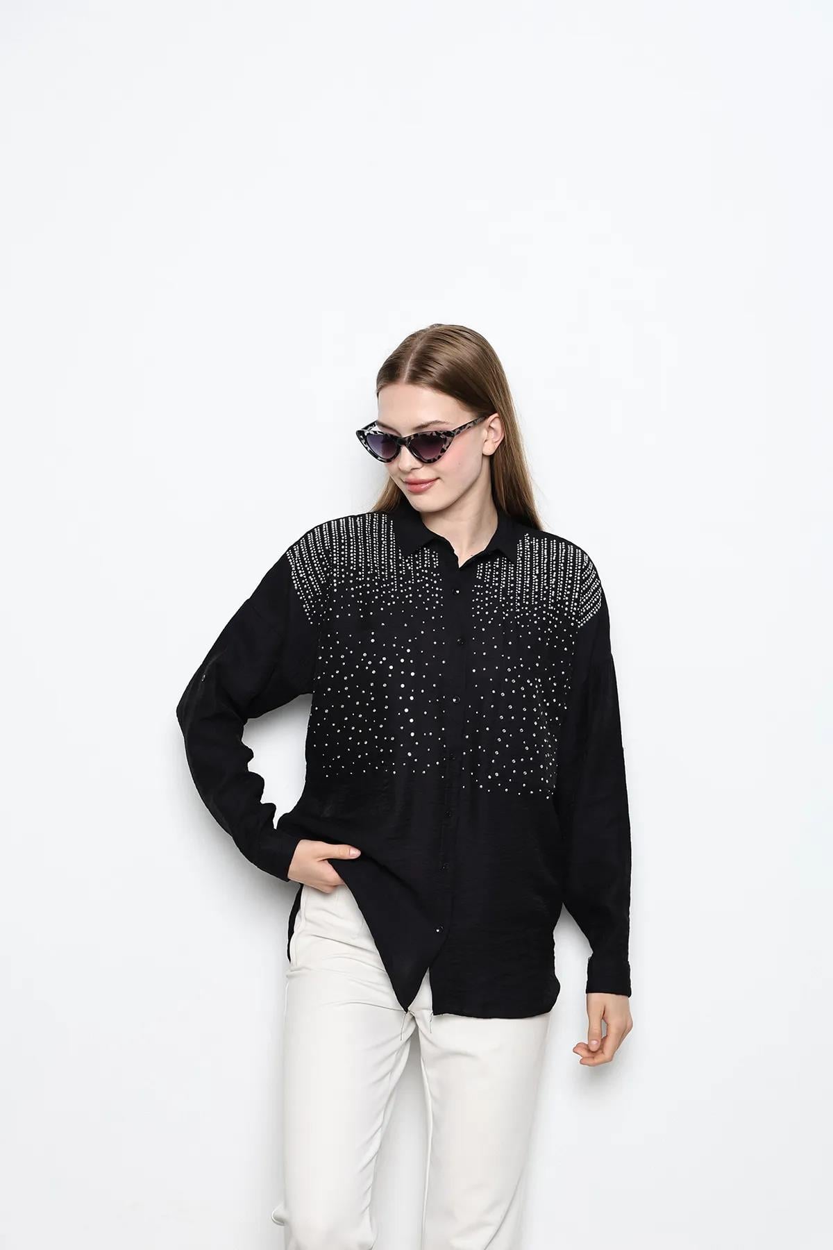 İşlemeli Çift Cepli Keten Ayrobin GömlekKADIN GÖMLEK