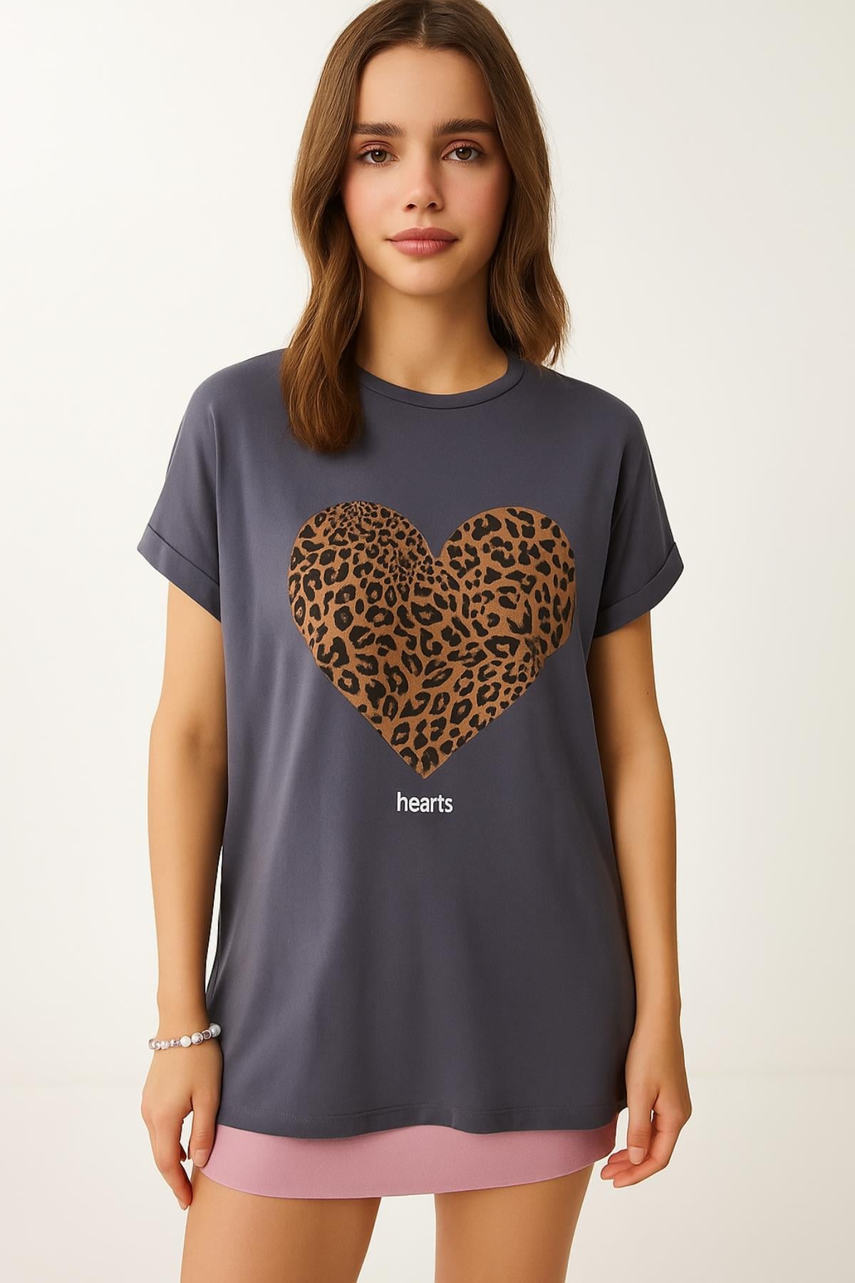 Leopar Desen Kalpli Salaş TshirtKADIN T-SHİRT