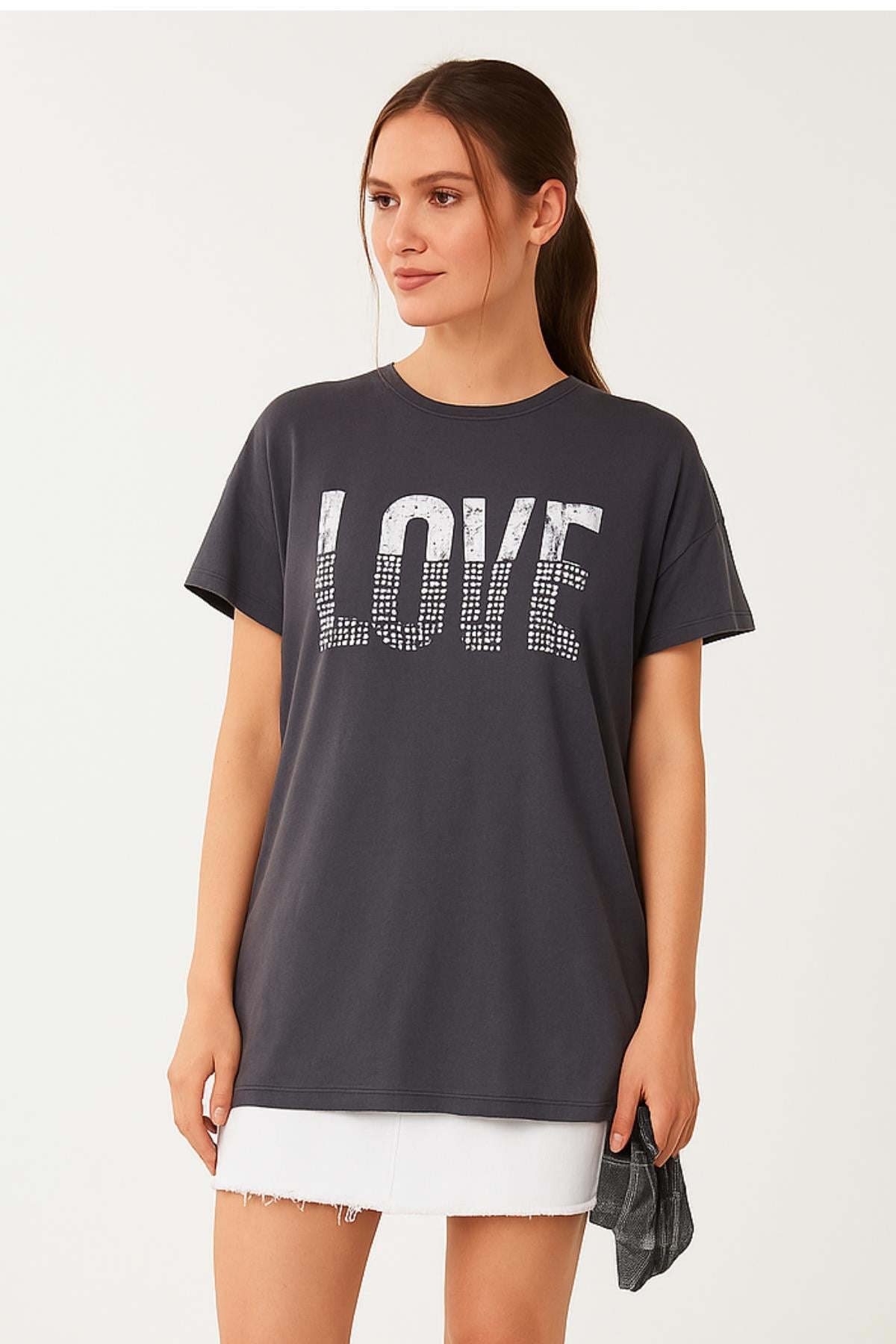 Love Baskılı Salaş TshirtKADIN T-SHİRT