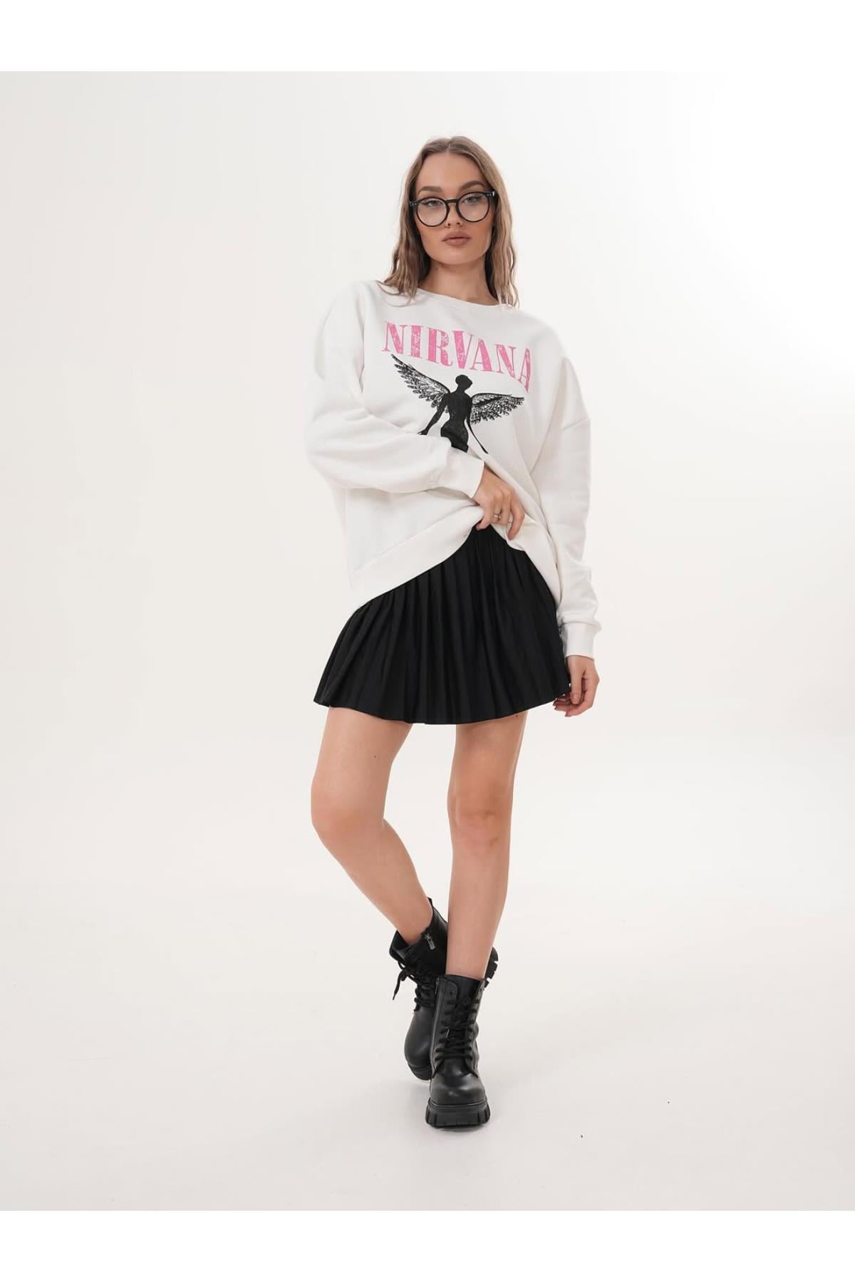 Nirvana Baskılı Oversize SweatshirtKADIN SWEATSHİRT