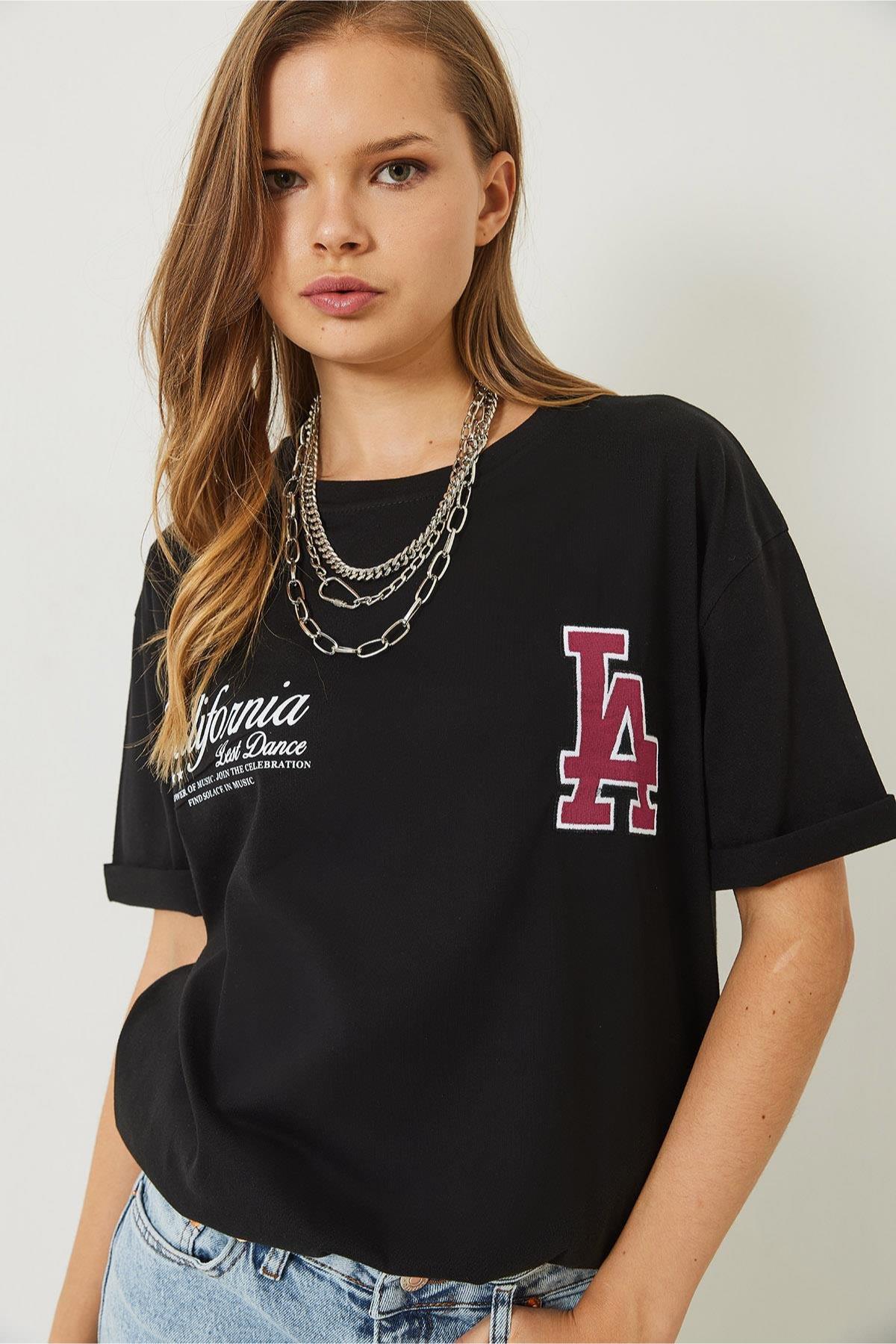 Ön Arka California Baskılı TshirtKADIN T-SHİRT