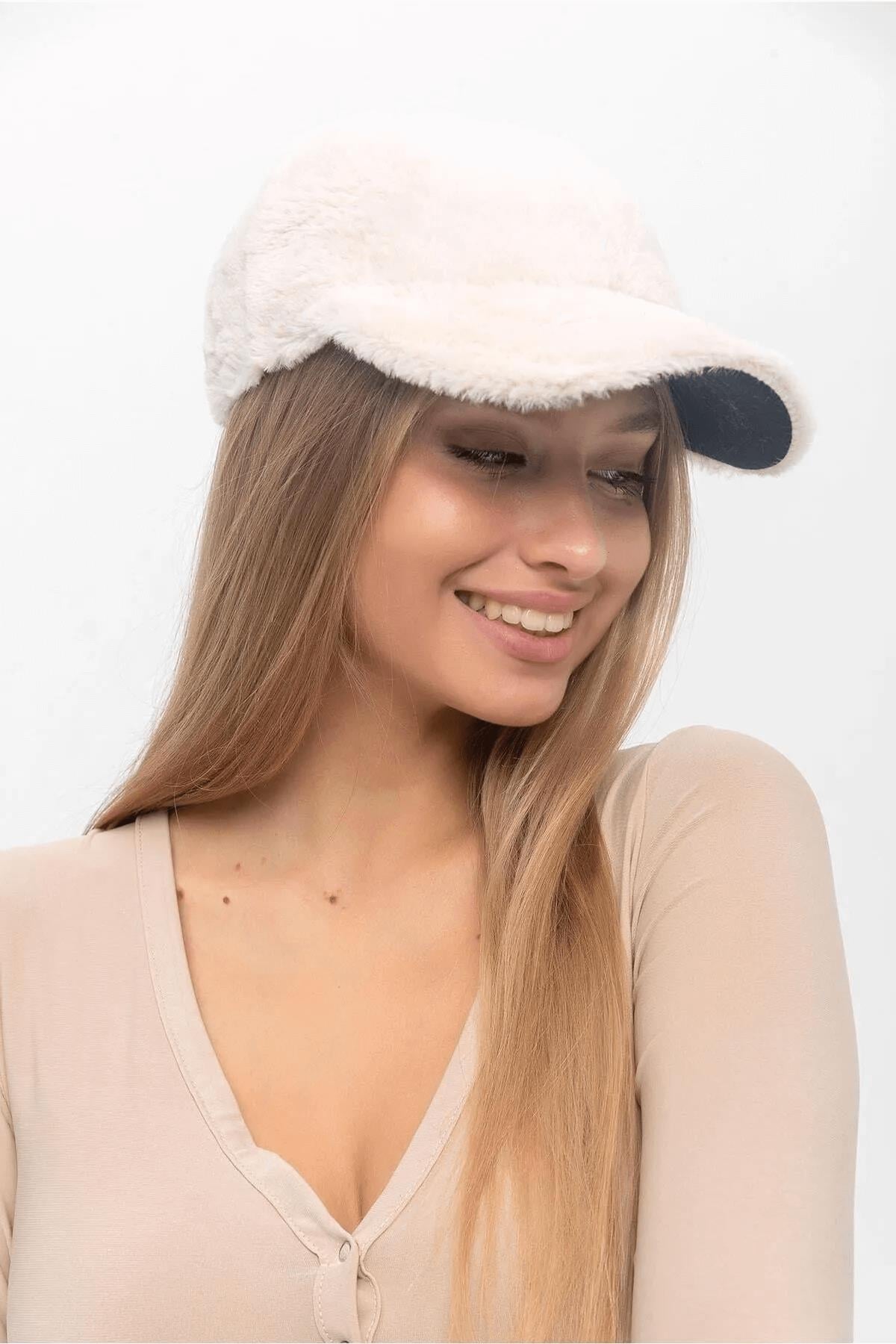 Peluş Cırtlı Kap ŞapkaKADIN ŞAPKA