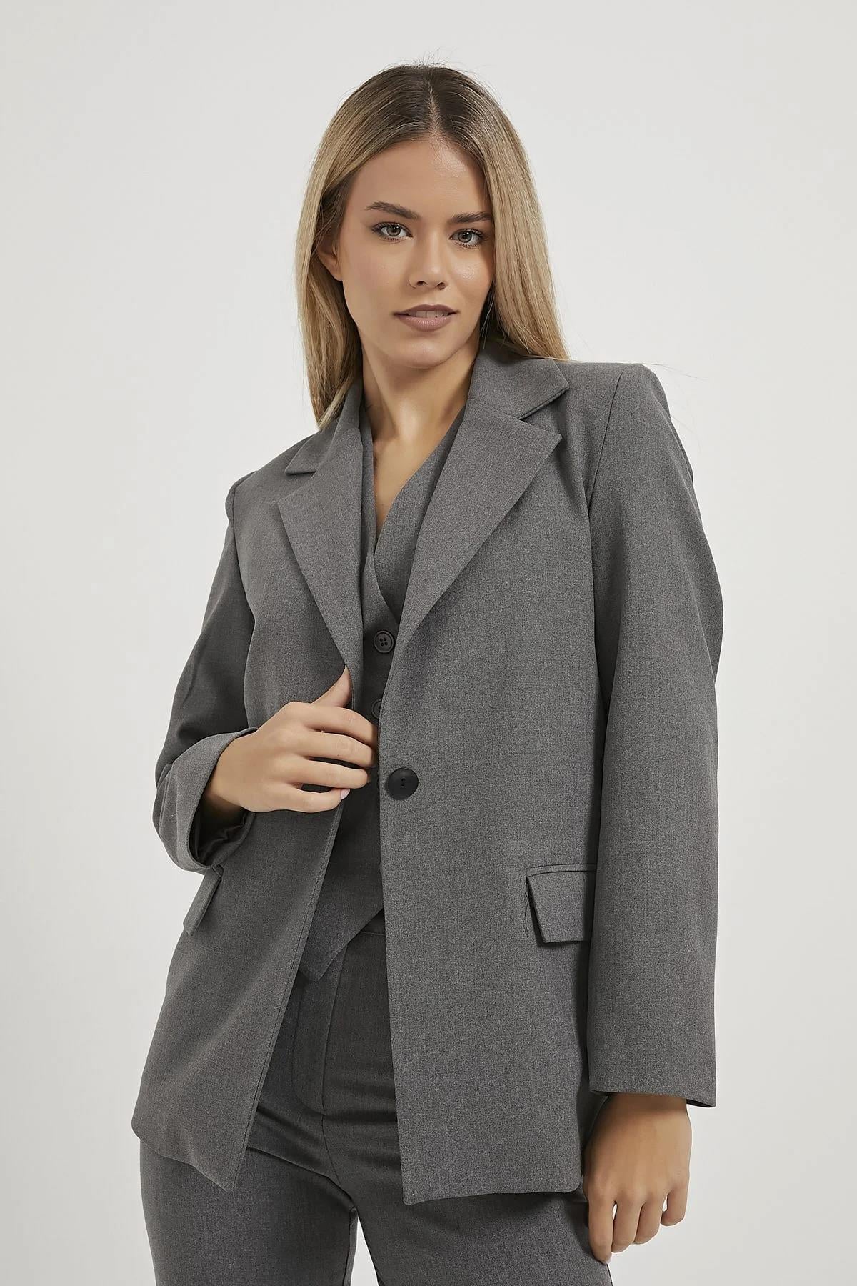 Tek Düğmeli Cep Kapaklı Poliviskon CeketKADIN CEKET