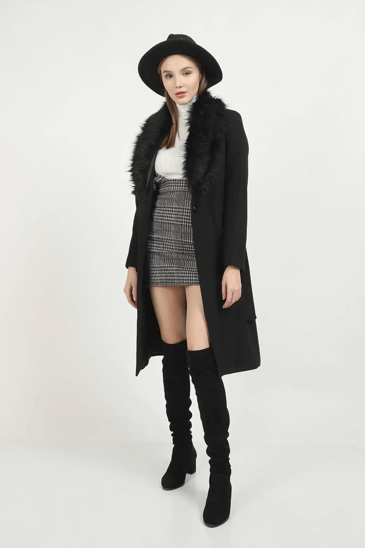 Yaka Kürklü KabanKADIN KABAN