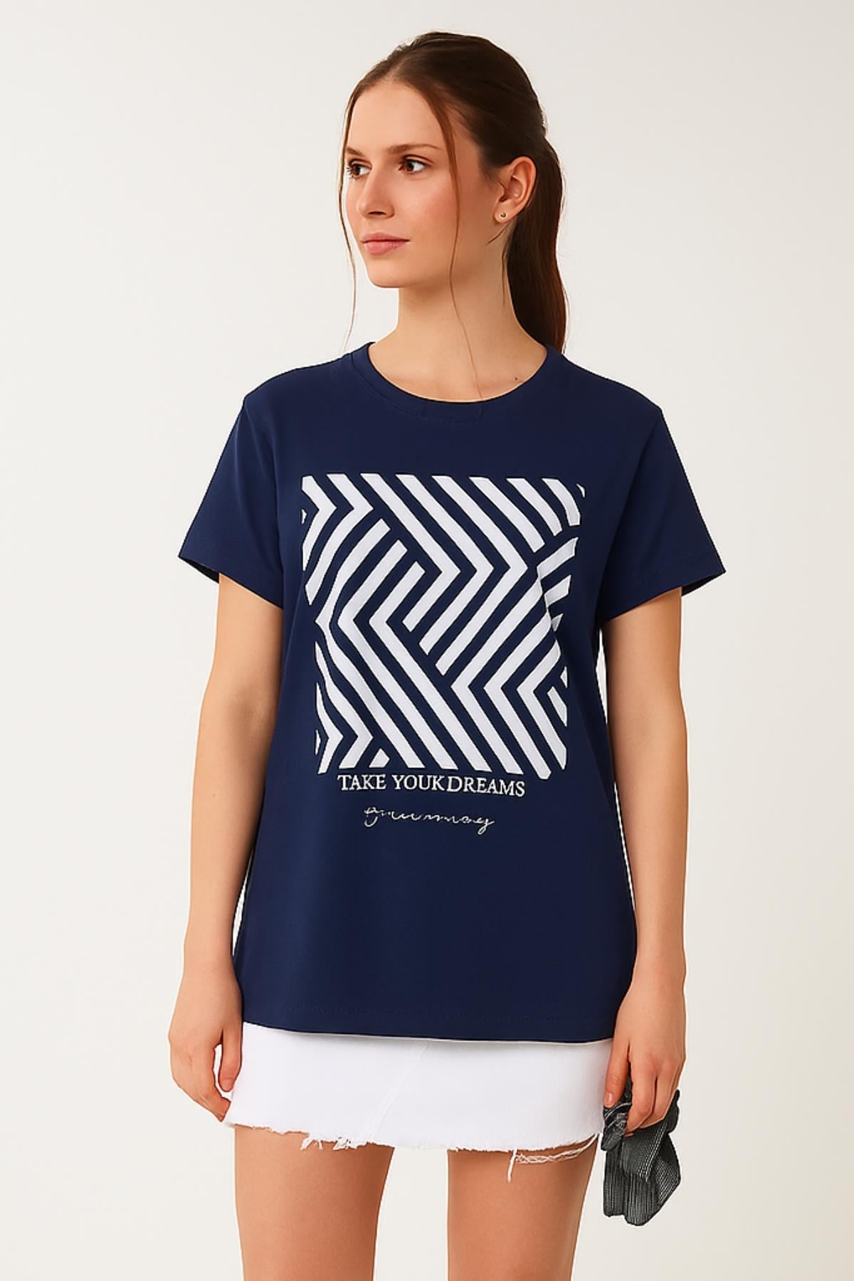 Zikzak Desen Baskılı Oversize TshirtKADIN T-SHİRT