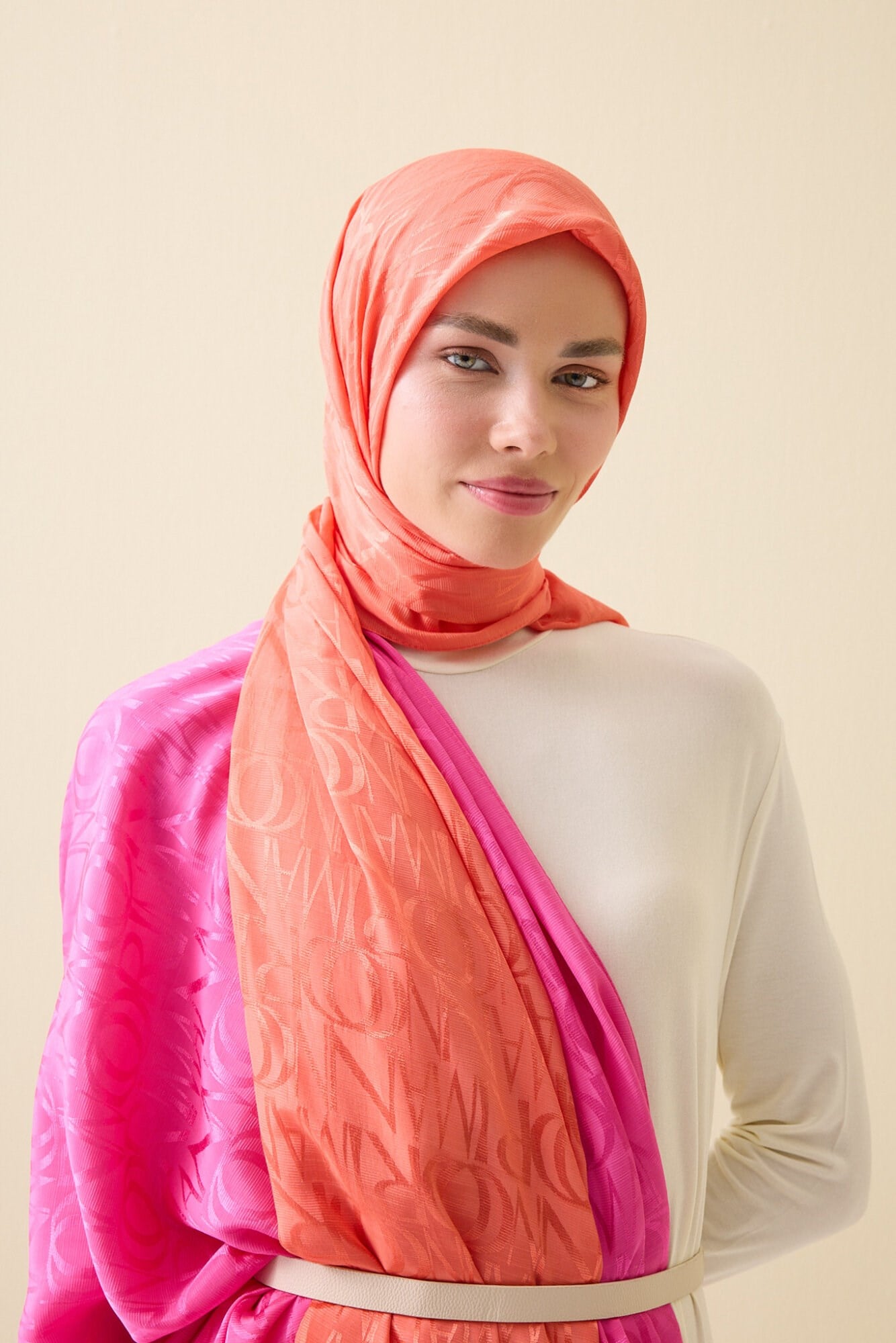 İmannoor Monogram Shiny Jakar Şal