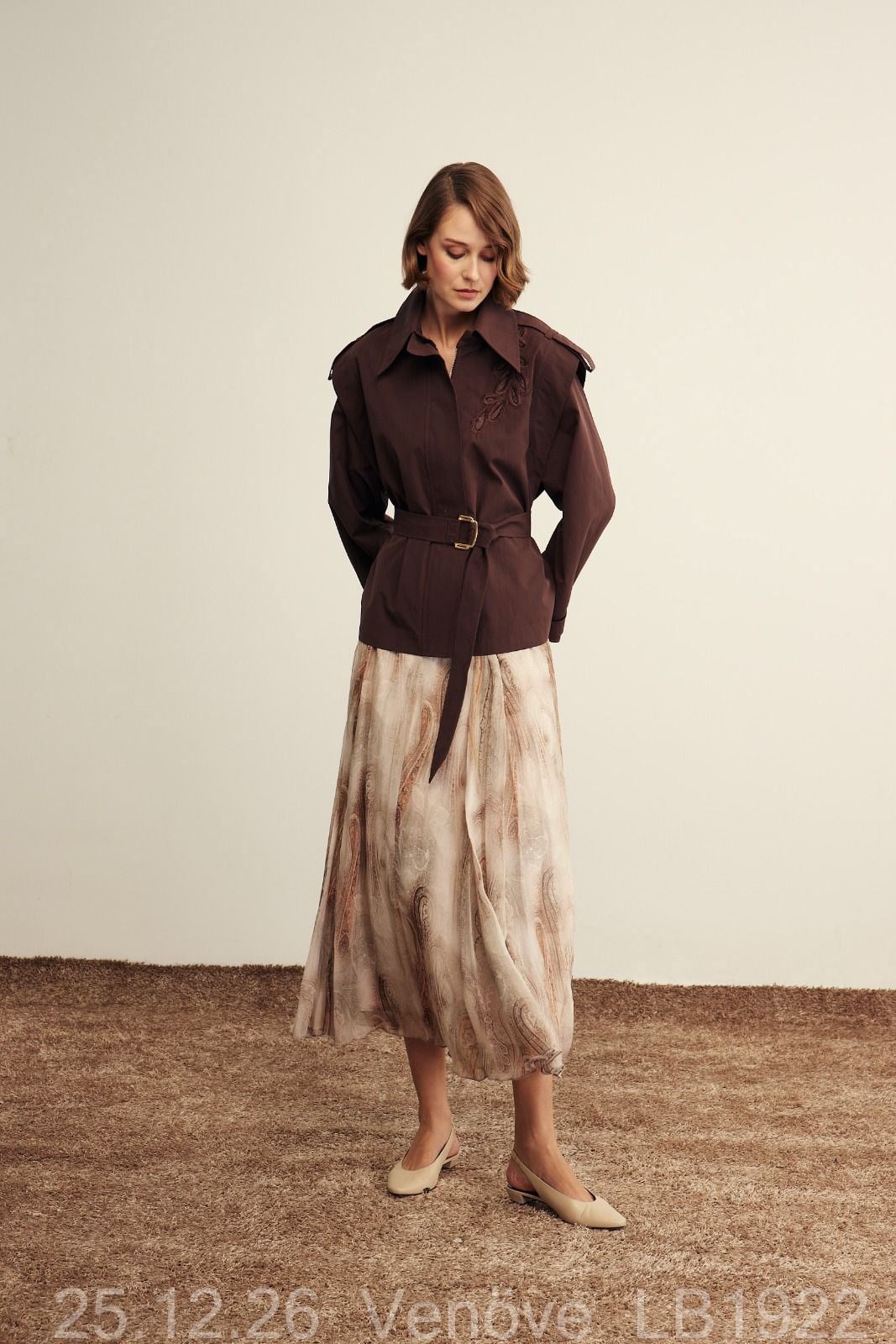 VENÖVE CERNY ŞAL DESEN ETEK