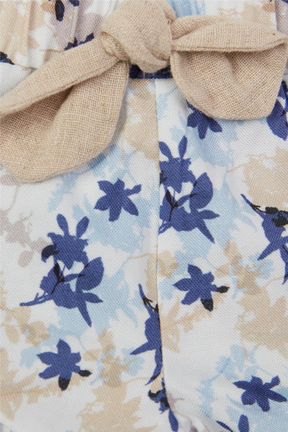 Layette Kız Bebek Desenli Şort