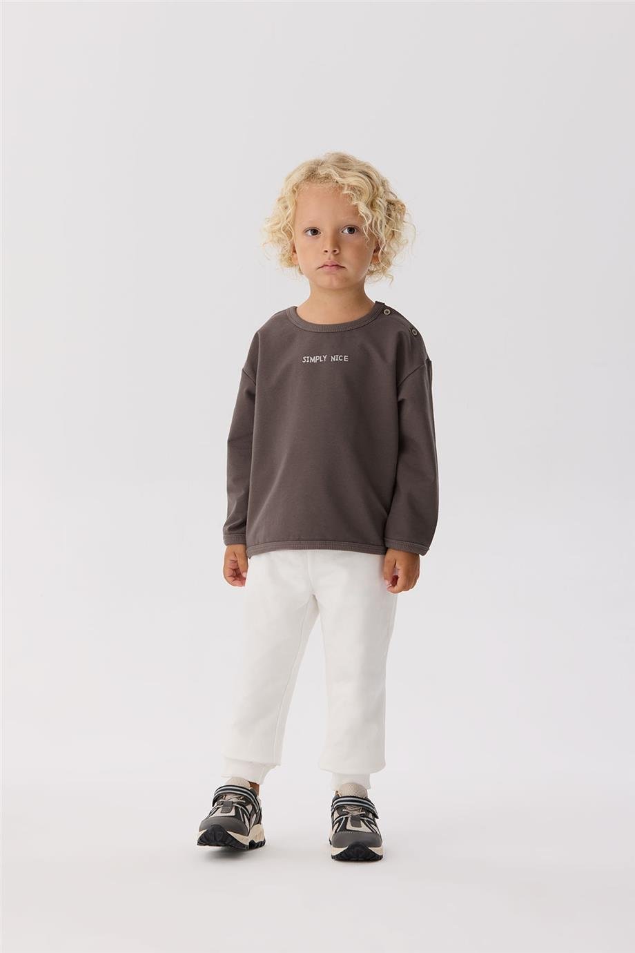 Nebbati Basic Erkek Bebek Kahverengi Sweatshirt