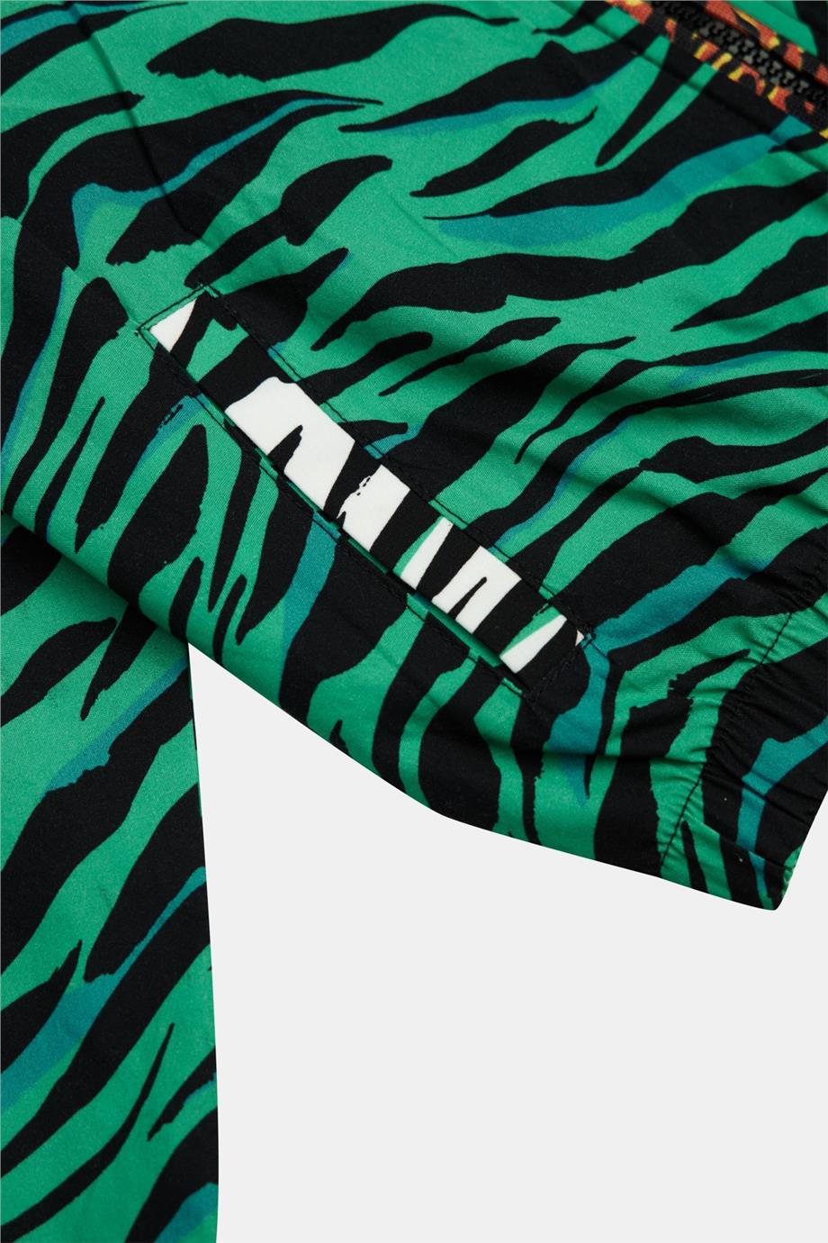 Nebbati Erkek Çocuk Zebra Desenli Eşofman Üstü