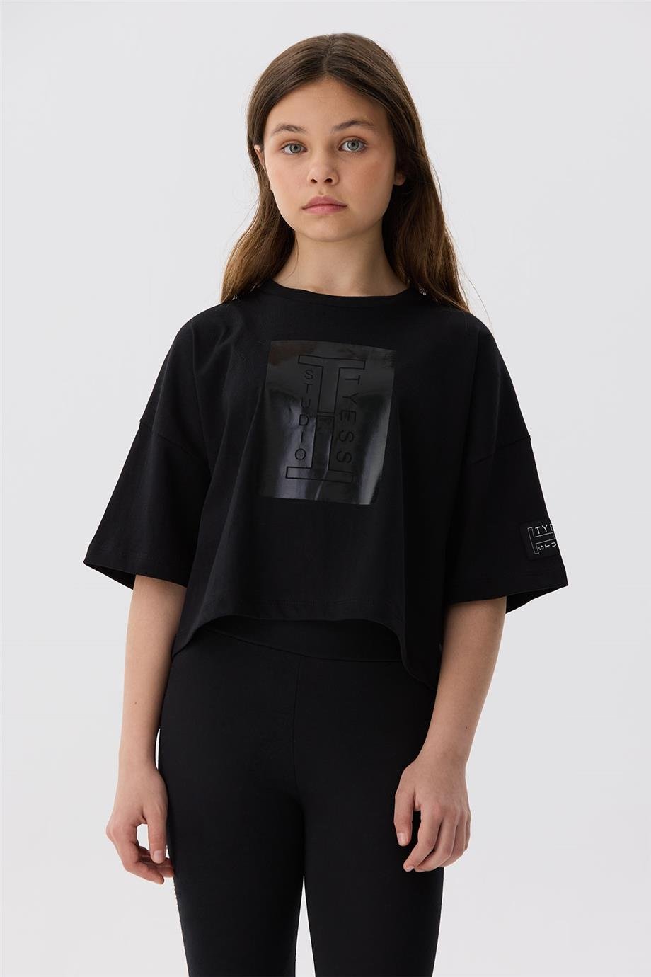 Tyess Kız Çocuk Siyah Kısa Kollu Crop T-Shirt