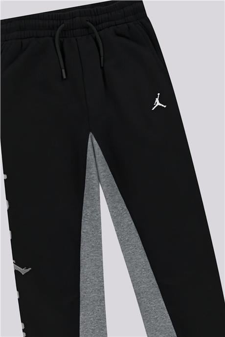 Air Jordan Erkek Çocuk Siyah Eşofman AltıAir Jordan Erkek Çocuk Siyah Eşofman Altı