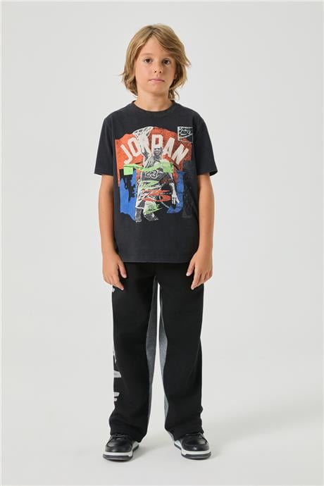 Air Jordan Erkek Çocuk Siyah TshirtAir Jordan Erkek Çocuk Siyah Tshirt