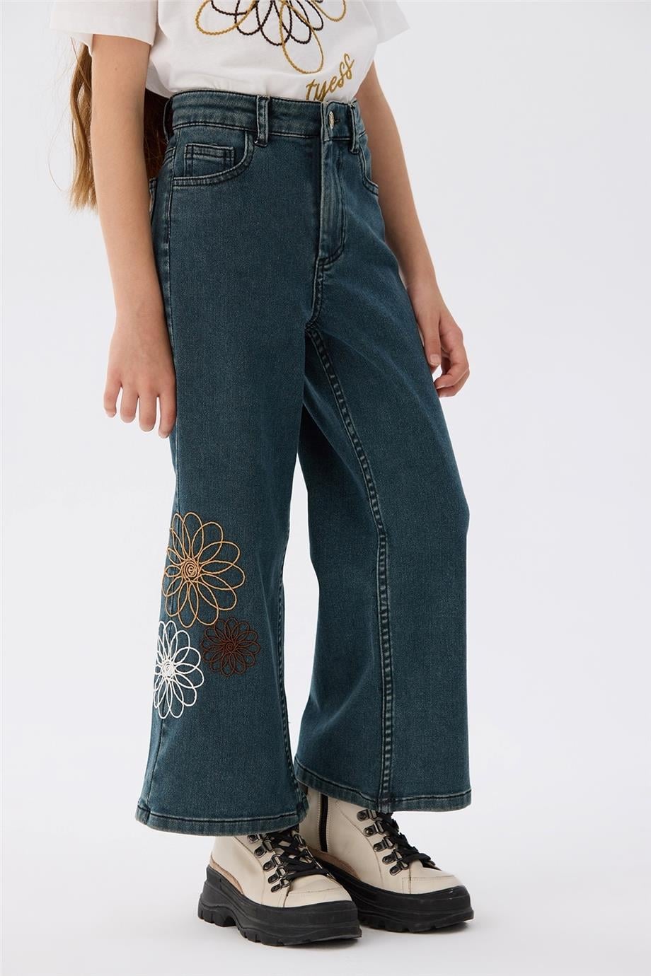 Tyess Kız Çocuk Çiçek Nakışlı Bol Paça Jean Pantolon görsel 3