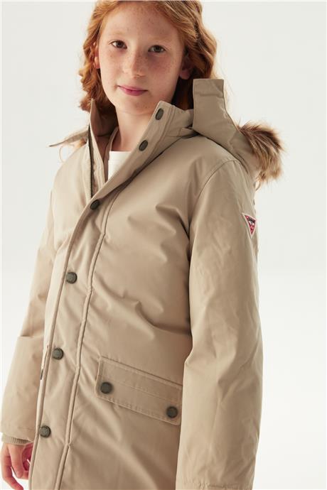 Guess Erkek Çocuk Kum Mont
