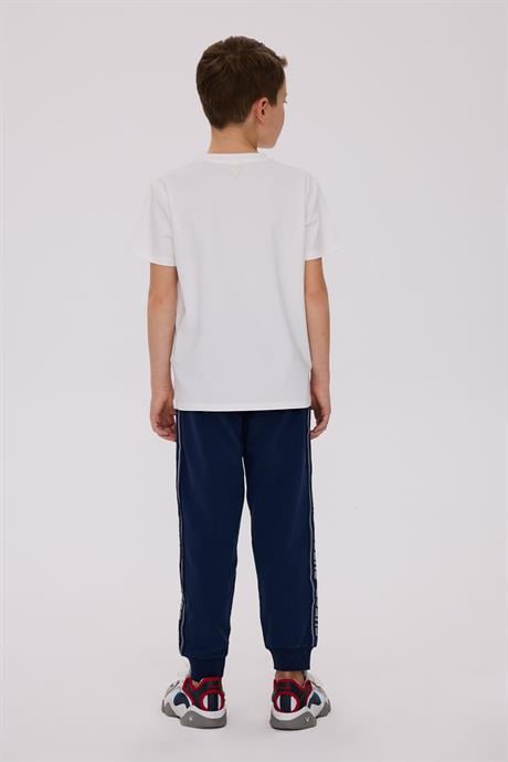 Guess Erkek Çocuk TshirtGuess Erkek Çocuk Tshirt