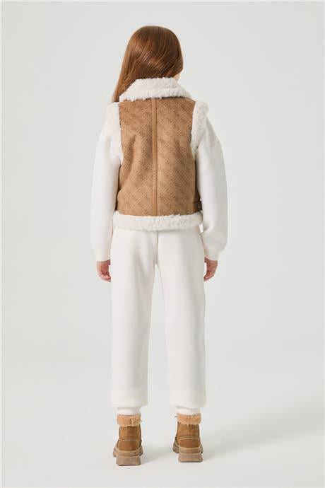 Guess Kız Çocuk Kahverengi YelekGuess Kız Çocuk Kahverengi Yelek