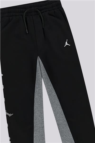 Air Jordan Erkek Çocuk Siyah Eşofman AltıAir Jordan Erkek Çocuk Siyah Eşofman Altı