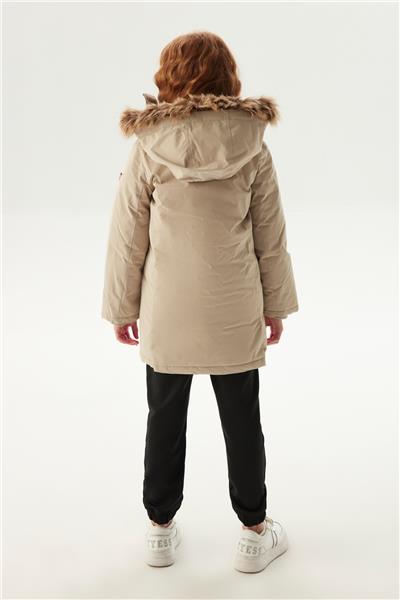 Guess Erkek Çocuk Kum Mont
