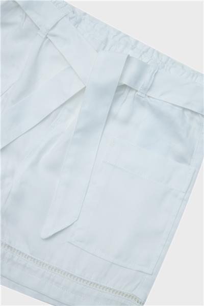 Guess Kız Çocuk Beyaz Şort