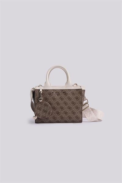 Guess Kız Çocuk ÇantaGuess Kız Çocuk Çanta