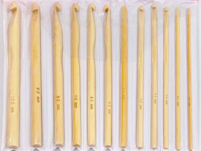 12 Sizes Bamboo Crochet Hook Set .