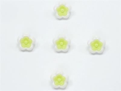 5 Flower Figure Buttons White, Green 15mm long