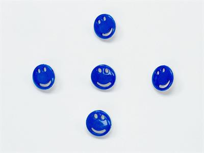 5 Smiley Face Figure Buttons Saxe Blue, White 15mm long