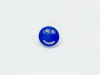 5 Smiley Face Figure Buttons Saxe Blue, White 15mm long