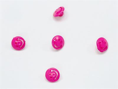5 Smiling Face Figure Buttons Fuchsia 15mm long