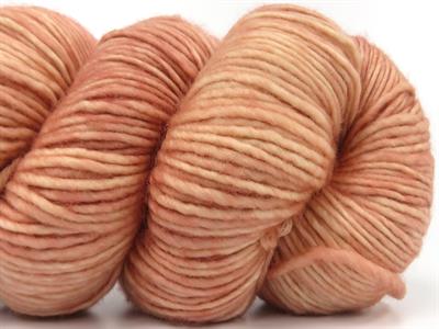 2x100gr. HAND DYED SUPERWASH MERINO Açık Pembe Melanj  Lüks, Merinos, Kışlık, Yün, Batik Desenli, Worsted, El Boyama, Makina Yıkama